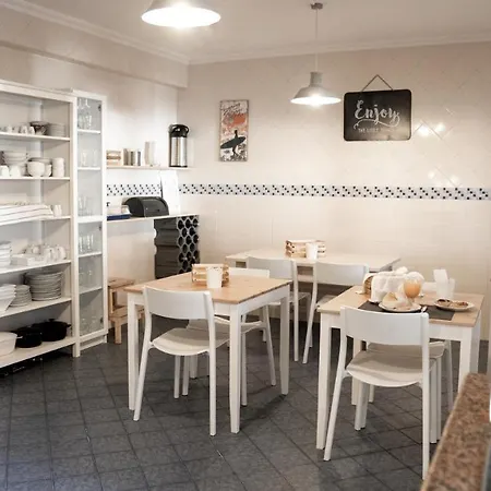 Perfect Shore 招待所 3*